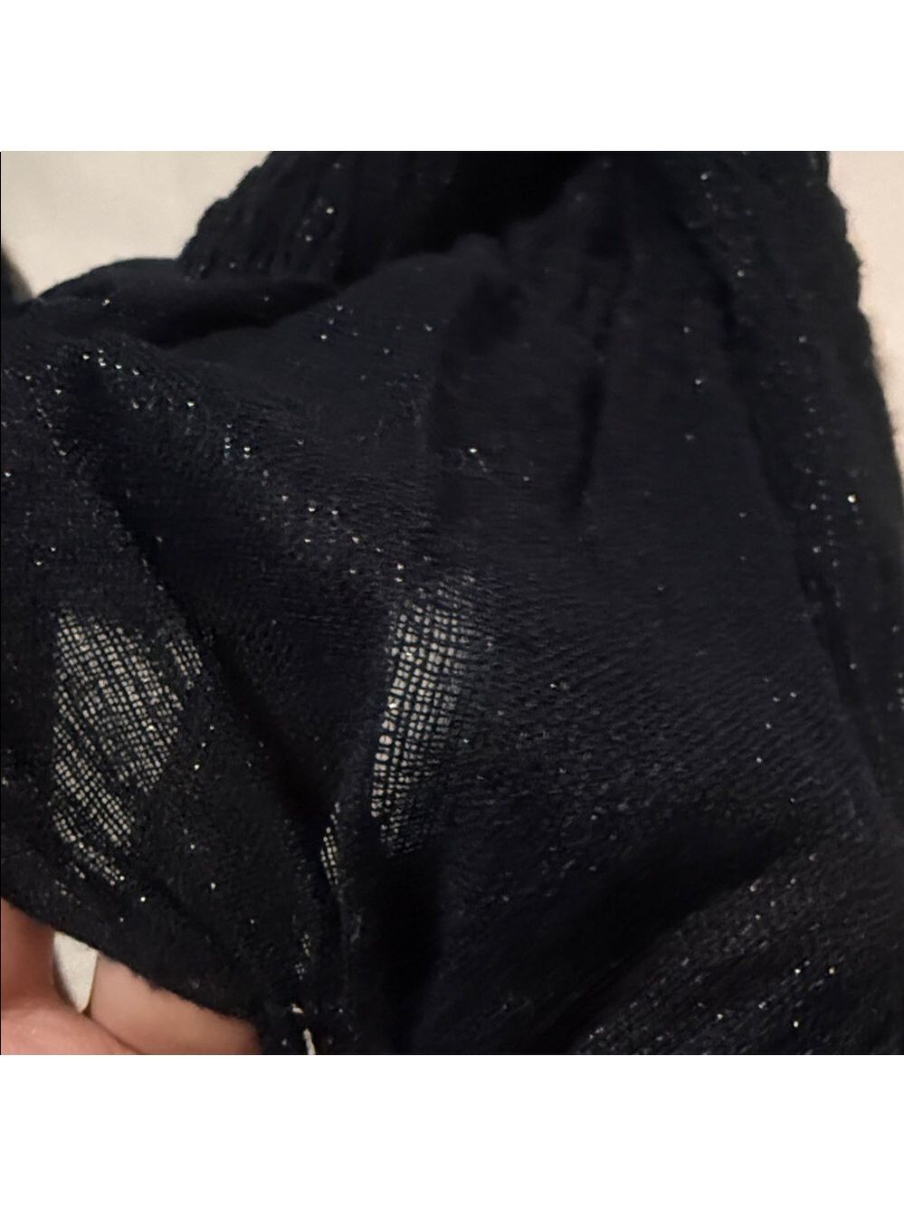 Elegant Black Scarf/ Shawl - Picture 7 of 14
